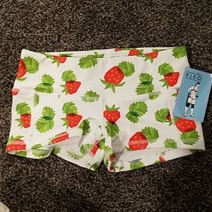 Strawberry Lowrise Contour